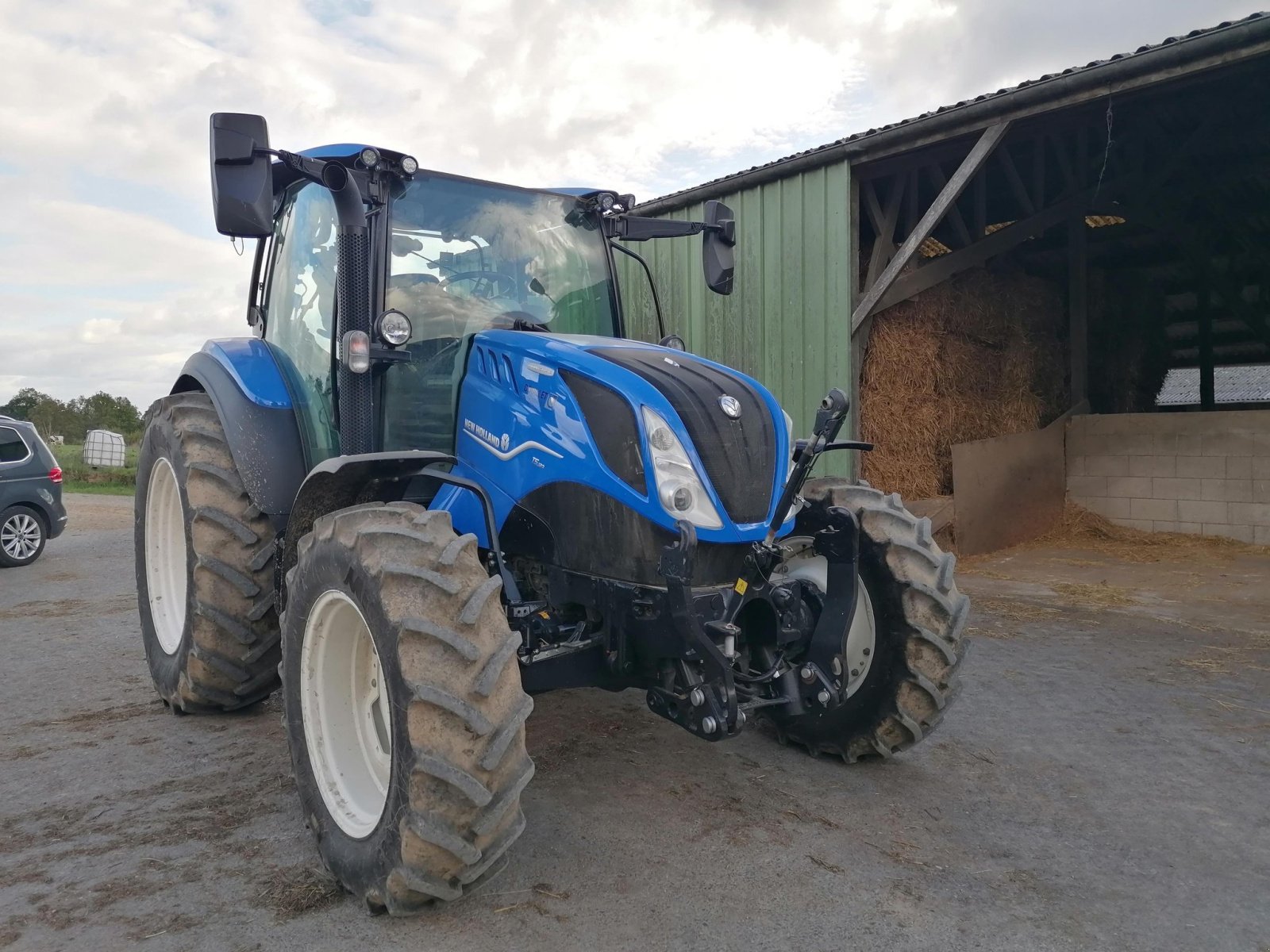 Traktor Türe ait New Holland T5 120 DYNAMIC CDE, Gebrauchtmaschine içinde Le Horps (resim 5)
