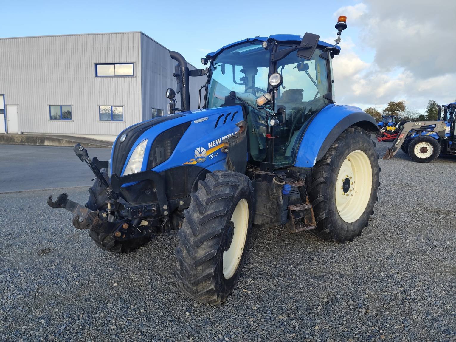 Traktor του τύπου New Holland T5 120 EC, Gebrauchtmaschine σε Le Horps (Φωτογραφία 2)