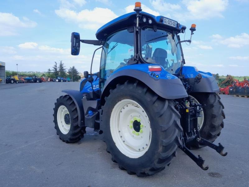 Traktor del tipo New Holland T5-120AC, Gebrauchtmaschine In ANTIGNY (Immagine 8)