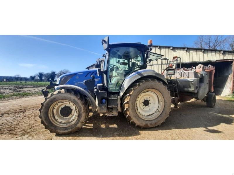Traktor van het type New Holland T5-130DY, Gebrauchtmaschine in ANTIGNY (Foto 6)