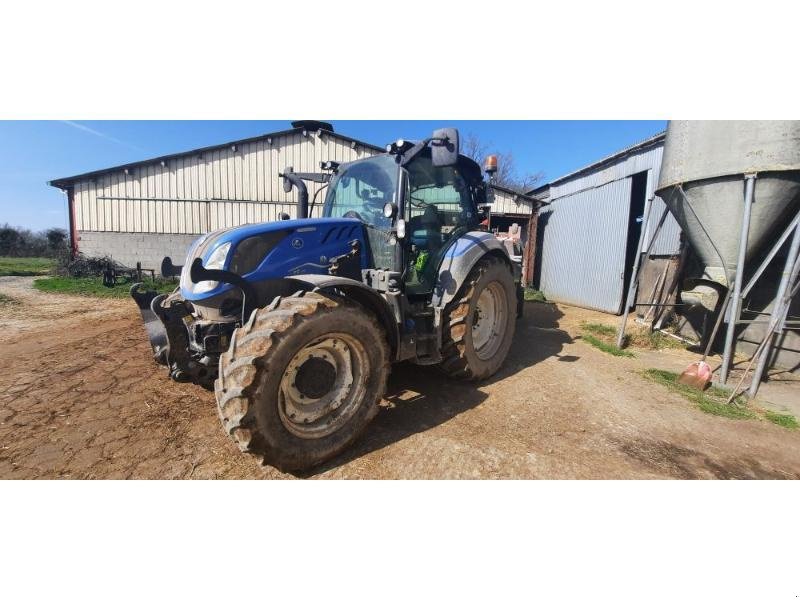 Traktor van het type New Holland T5-130DY, Gebrauchtmaschine in ANTIGNY (Foto 1)