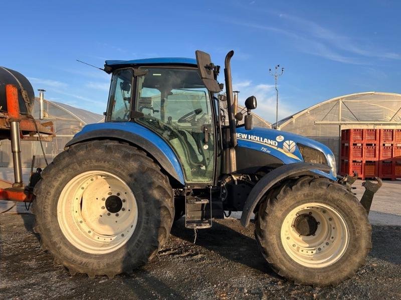 Traktor типа New Holland T5-95DC, Gebrauchtmaschine в ANTIGNY (Фотография 3)