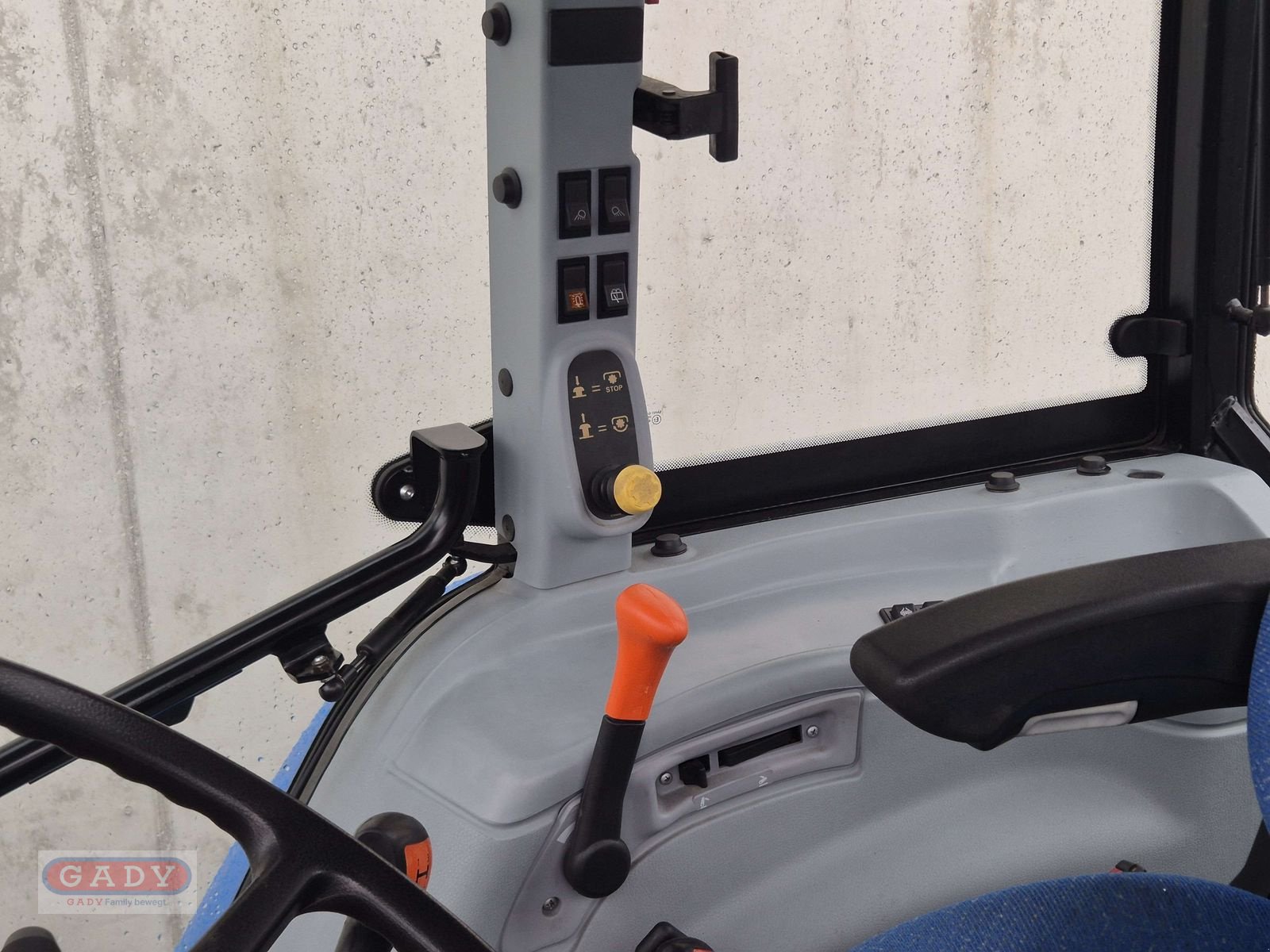 Traktor typu New Holland T5030, Gebrauchtmaschine v Lebring (Obrázek 8)