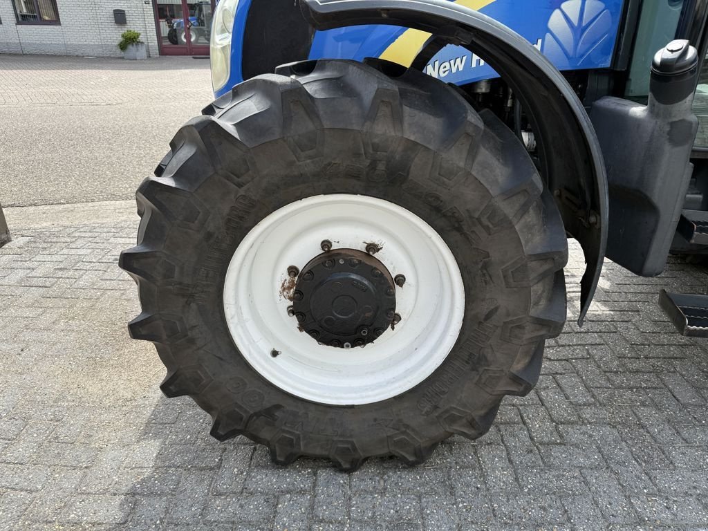Traktor типа New Holland T5040 CAB + GPS, Gebrauchtmaschine в BOEKEL (Фотография 9)