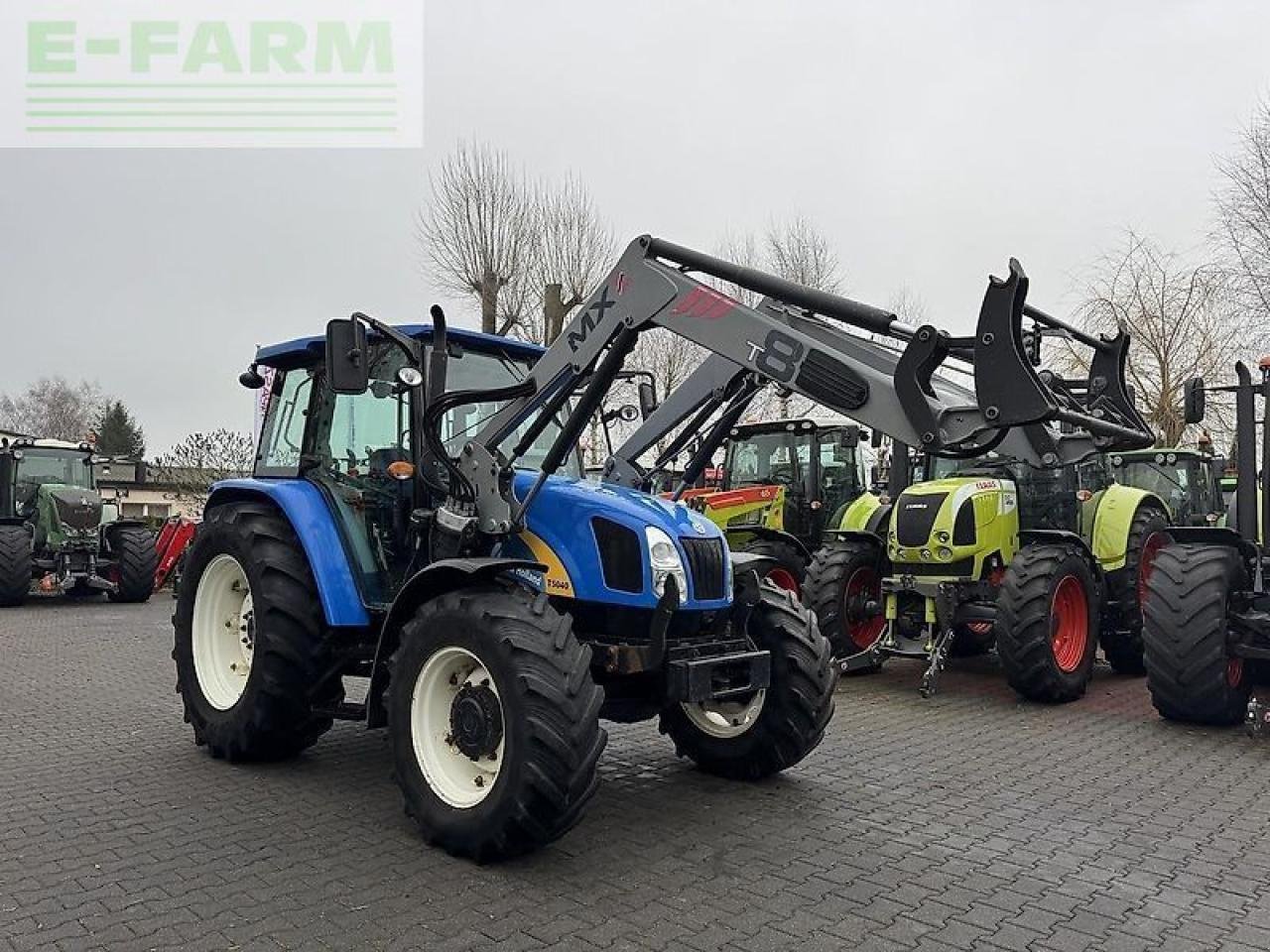 Traktor des Typs New Holland t5040 + mx t8, Gebrauchtmaschine in DAMAS?AWEK (Bild 3)