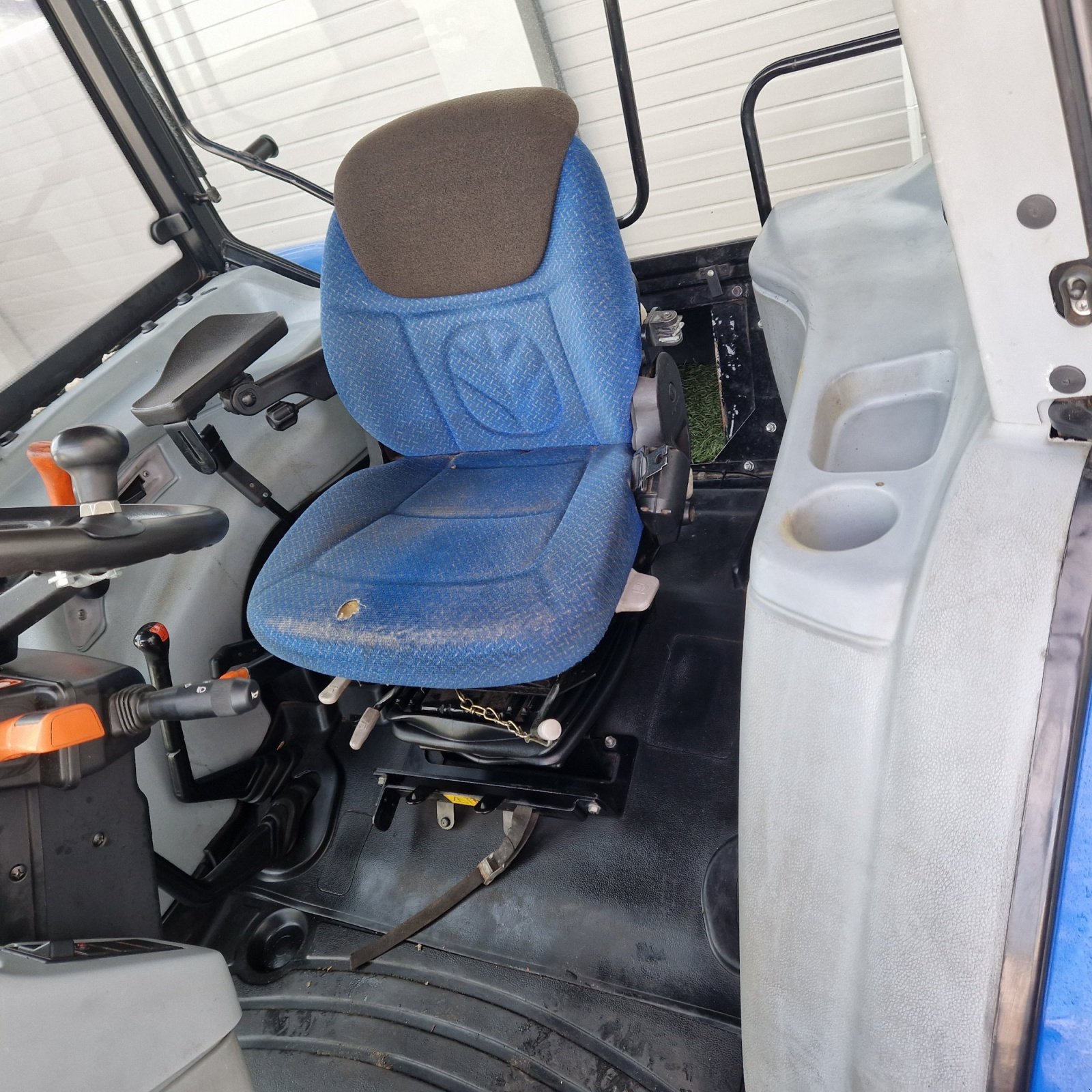 Traktor typu New Holland T5050, Gebrauchtmaschine w Neureichenau (Zdjęcie 10)