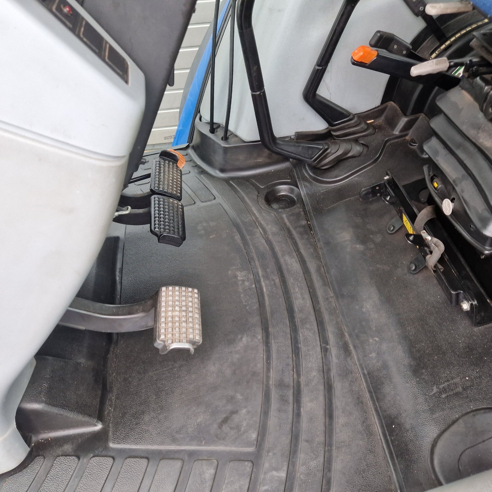 Traktor del tipo New Holland T5050, Gebrauchtmaschine In Neureichenau (Immagine 13)