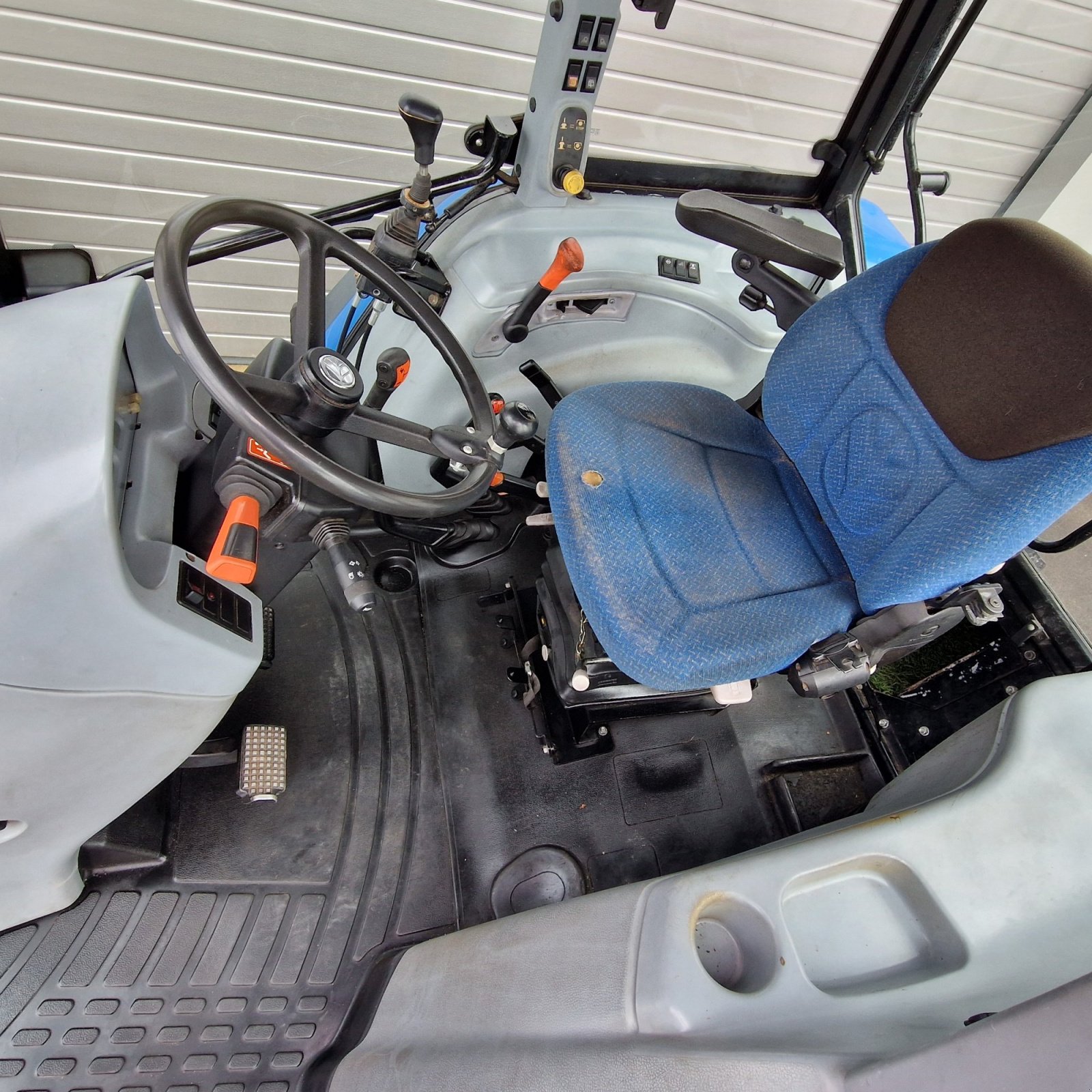 Traktor del tipo New Holland T5050, Gebrauchtmaschine In Neureichenau (Immagine 15)