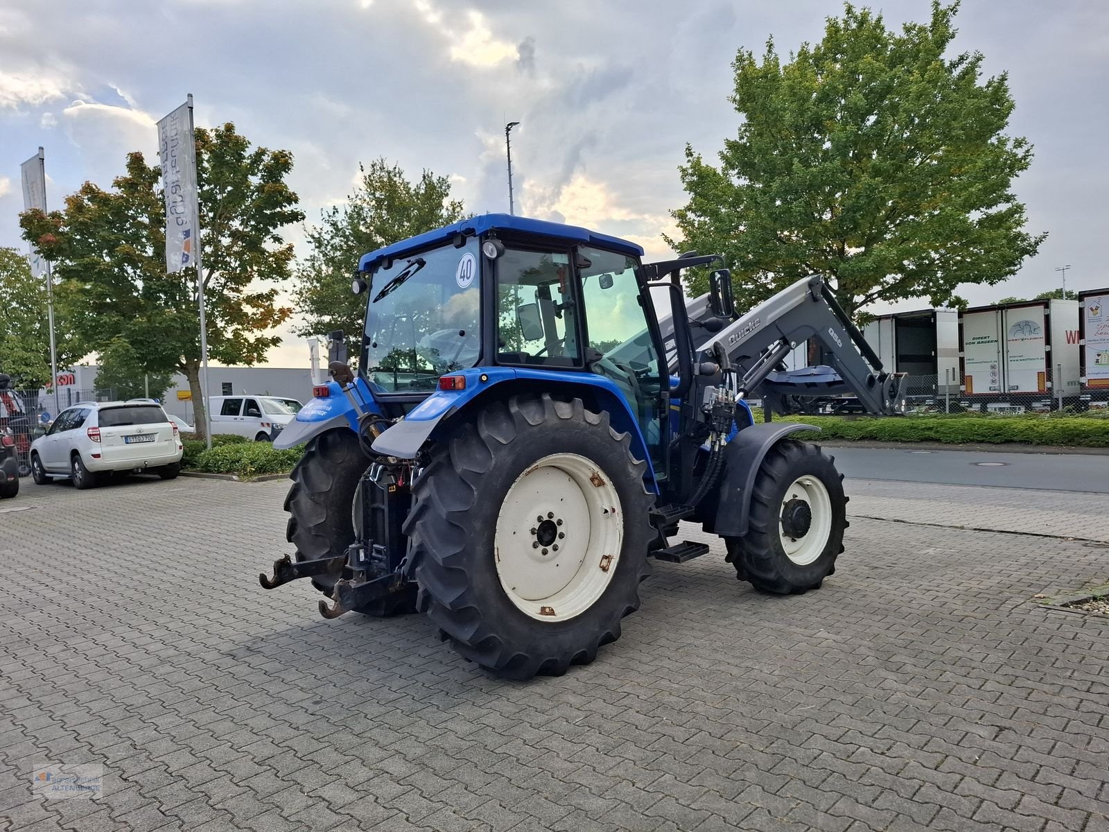 Traktor des Typs New Holland T5050, Gebrauchtmaschine in Altenberge (Bild 5)