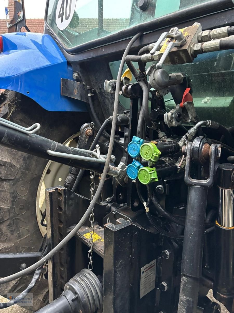 Traktor van het type New Holland T5050, Gebrauchtmaschine in Altenberge (Foto 9)