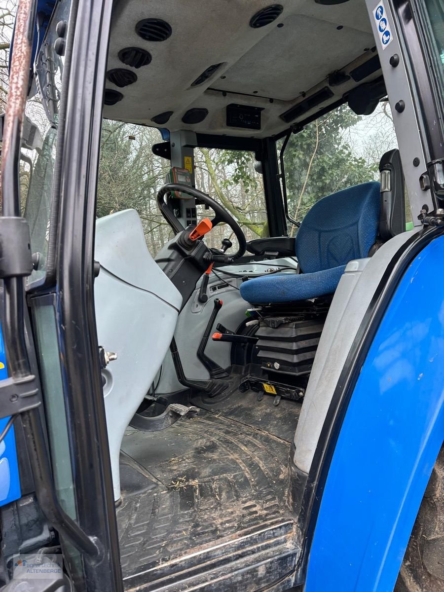 Traktor van het type New Holland T5050, Gebrauchtmaschine in Altenberge (Foto 12)