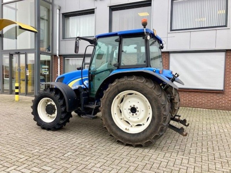 Traktor des Typs New Holland T5060, Gebrauchtmaschine in Wierden (Bild 8)