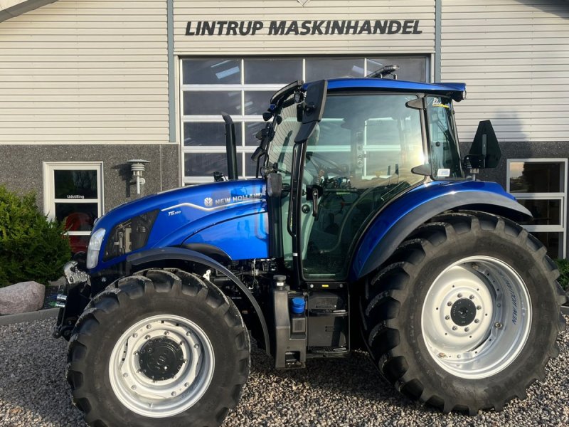 Traktor типа New Holland T5.100 Blue Power udstyrs model, med brede hjul, frontlift og ekstra lys., Gebrauchtmaschine в Lintrup
