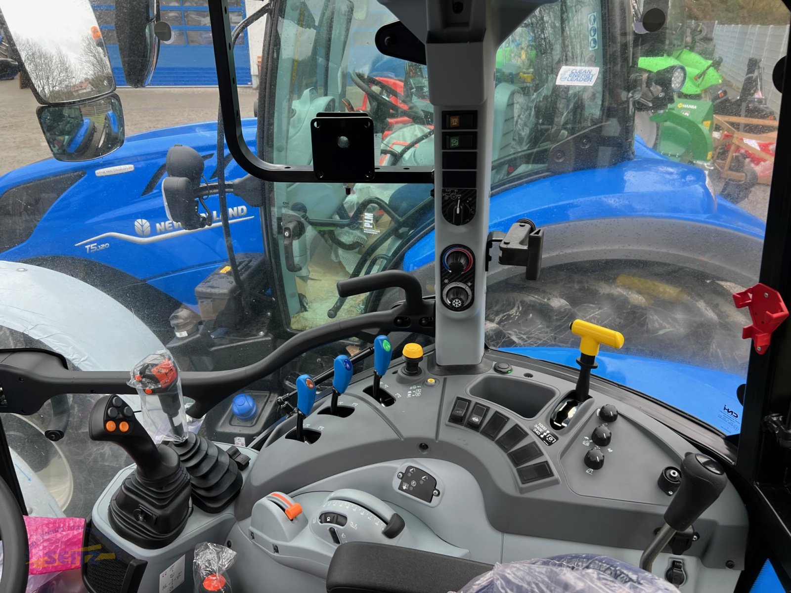 Traktor του τύπου New Holland T5.100 DC 1.5 HD, Neumaschine σε Lindenfels-Glattbach (Φωτογραφία 4)