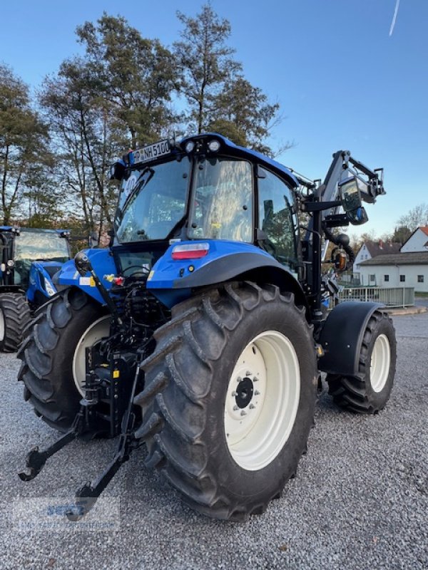 Traktor of the type New Holland T5.100 DC CAB 1.5 HD, Neumaschine in Lindenfels-Glattbach (Picture 4)