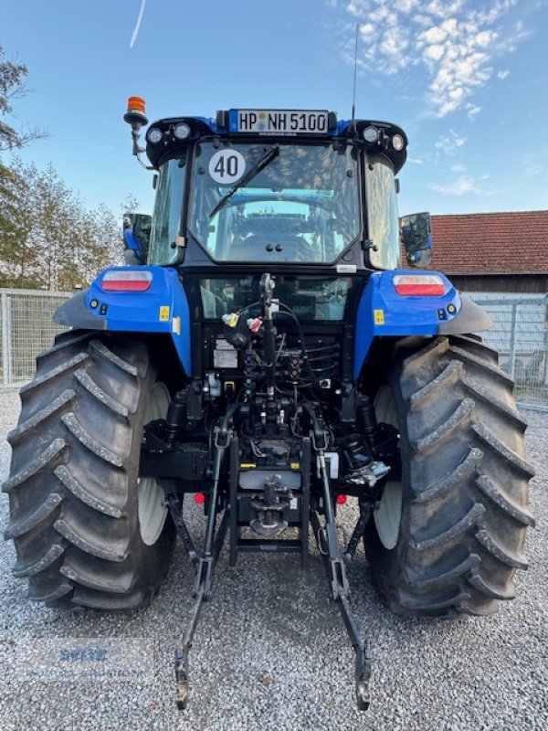 Traktor of the type New Holland T5.100 DC CAB 1.5 HD, Neumaschine in Lindenfels-Glattbach (Picture 5)