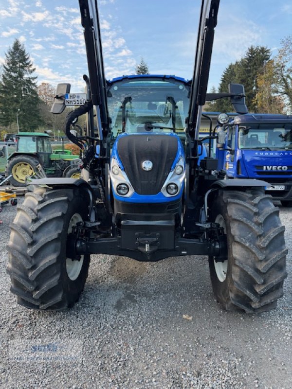 Traktor of the type New Holland T5.100 DC CAB 1.5 HD, Neumaschine in Lindenfels-Glattbach (Picture 9)
