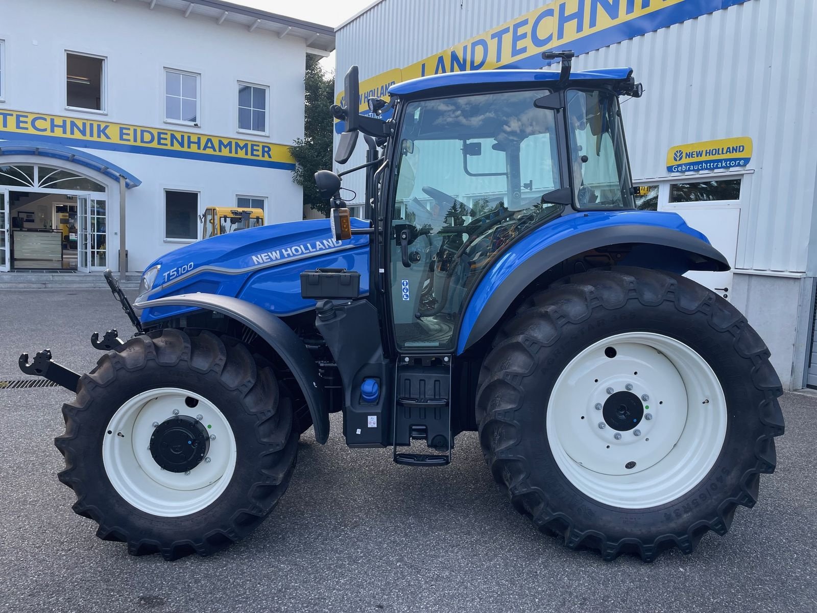 Traktor Türe ait New Holland T5.100 Dual Command, Gebrauchtmaschine içinde Burgkirchen (resim 4)