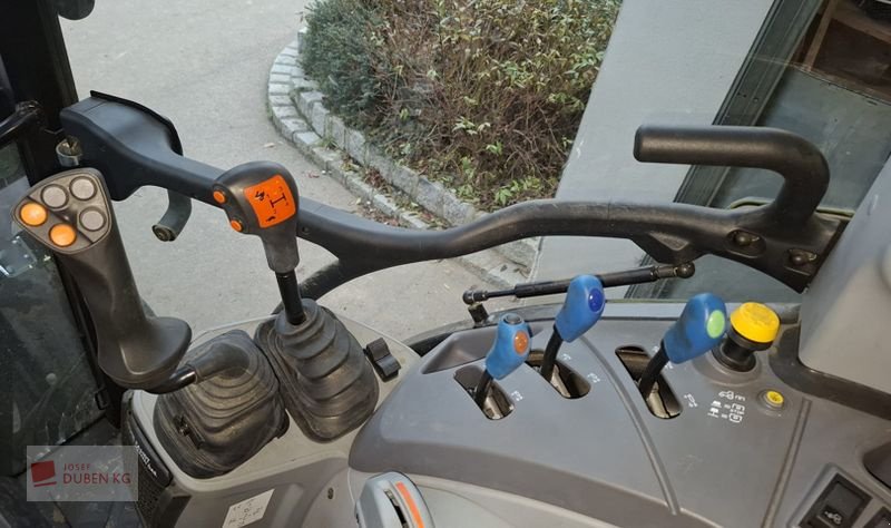 Traktor от тип New Holland T5.100 Dual Command, Gebrauchtmaschine в Ziersdorf (Снимка 7)