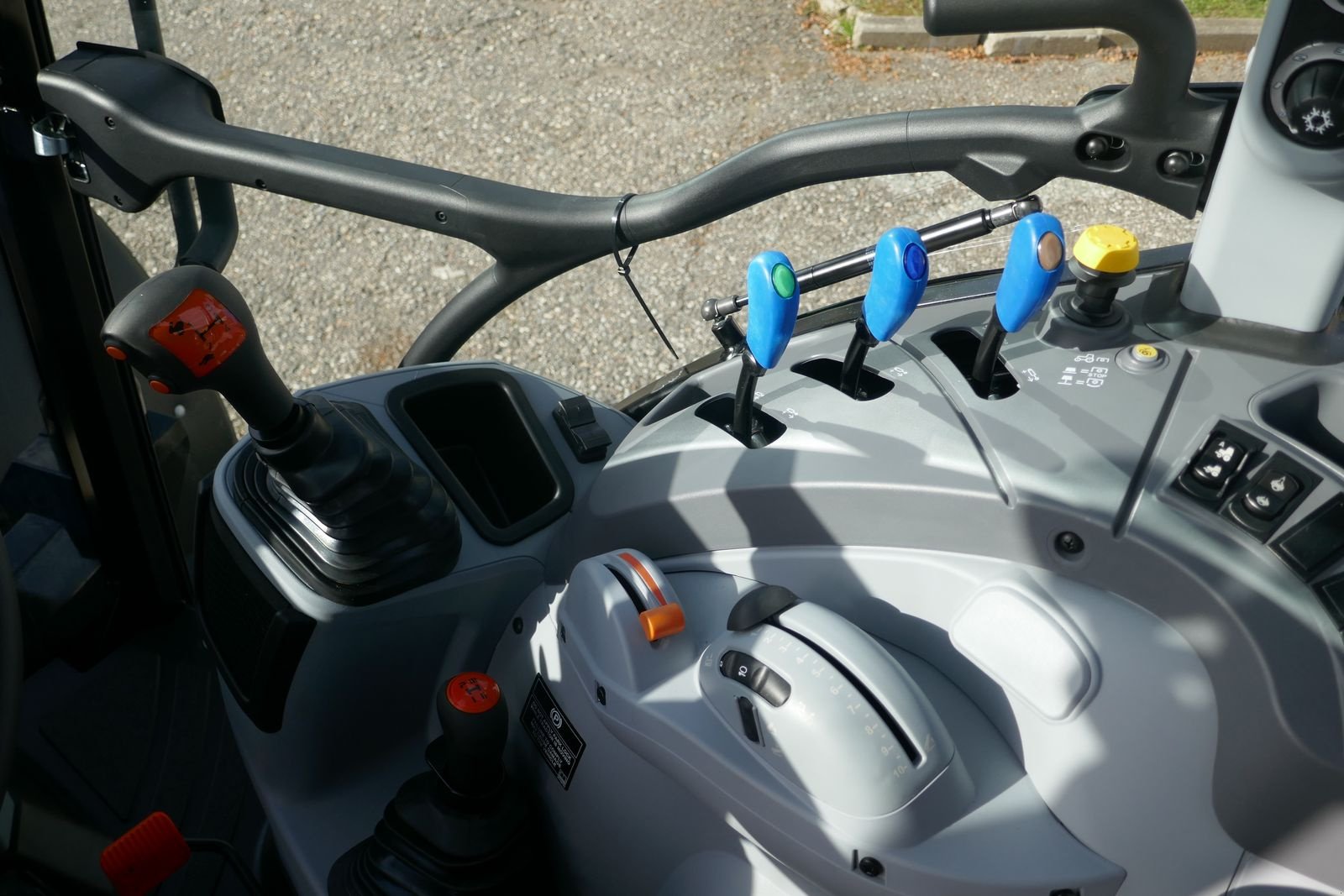 Traktor του τύπου New Holland T5.100 Dual Command, Gebrauchtmaschine σε Villach (Φωτογραφία 10)