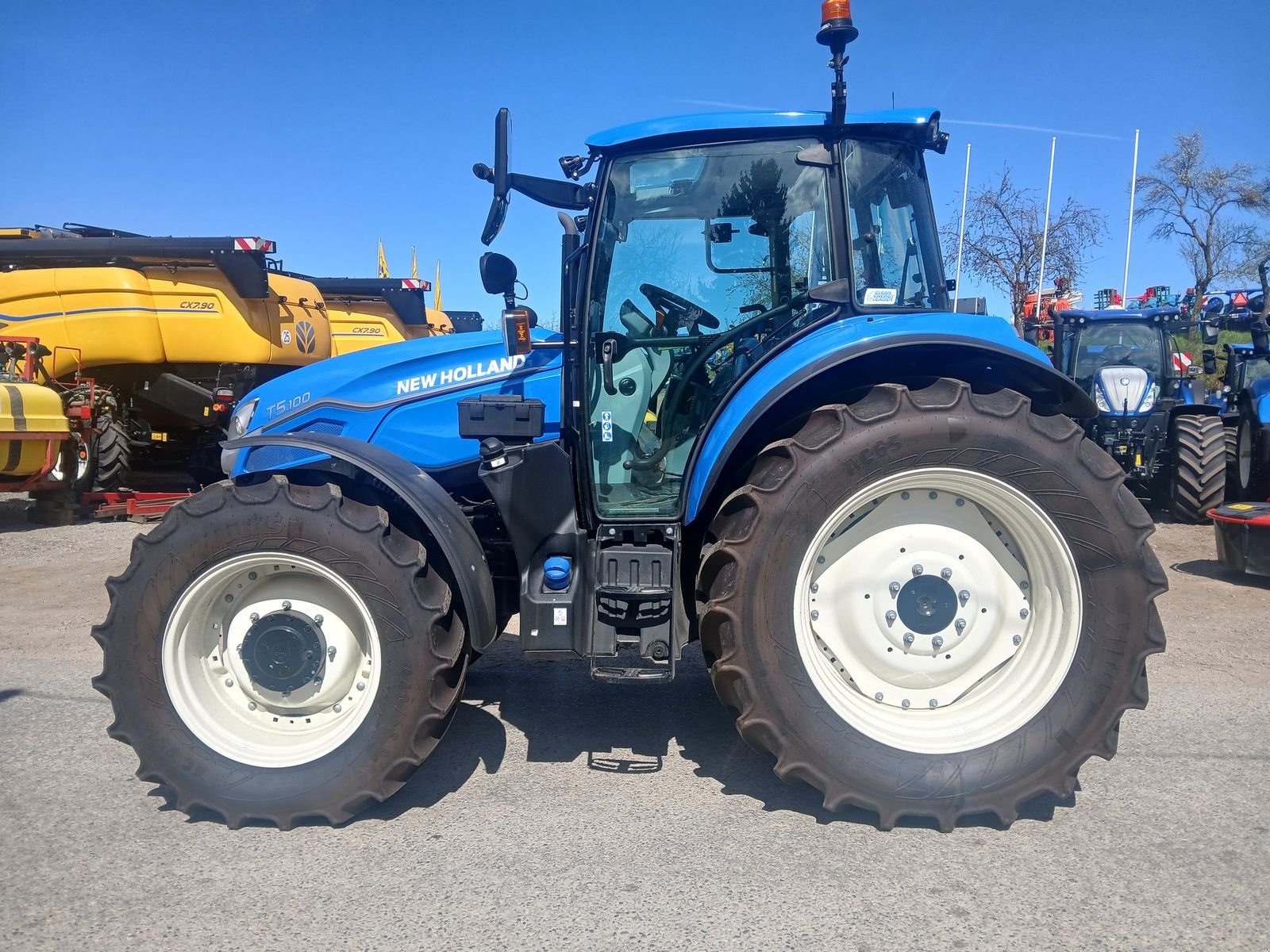 Traktor tipa New Holland T5.100 Dual Command, Vorführmaschine u Obritzberg (Slika 10)