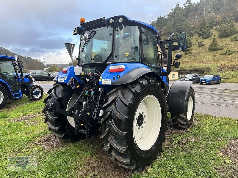 Traktor of the type New Holland T5.100 DualCommand, Neumaschine in Haiterbach (Picture 2)