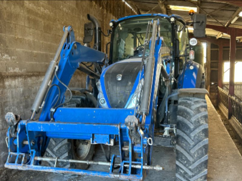 Traktor des Typs New Holland T5.100 EC, Gebrauchtmaschine in Lalœuf (Bild 1)
