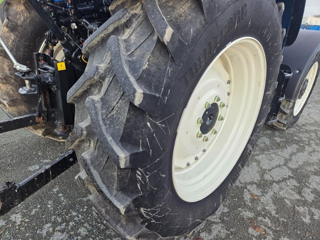 Traktor vrste New Holland T5.100 EC, Gebrauchtmaschine v VILLAINES LA JUHEL (Slika 4)