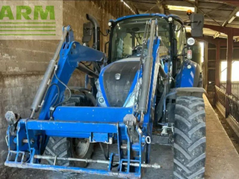 Traktor типа New Holland t5.100 ec, Gebrauchtmaschine в CHAUVONCOURT (Фотография 1)