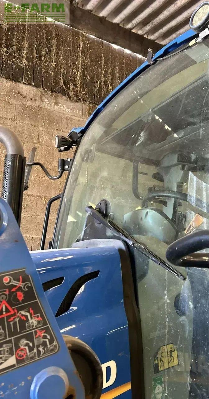 Traktor of the type New Holland t5.100 ec, Gebrauchtmaschine in CHAUVONCOURT (Picture 10)