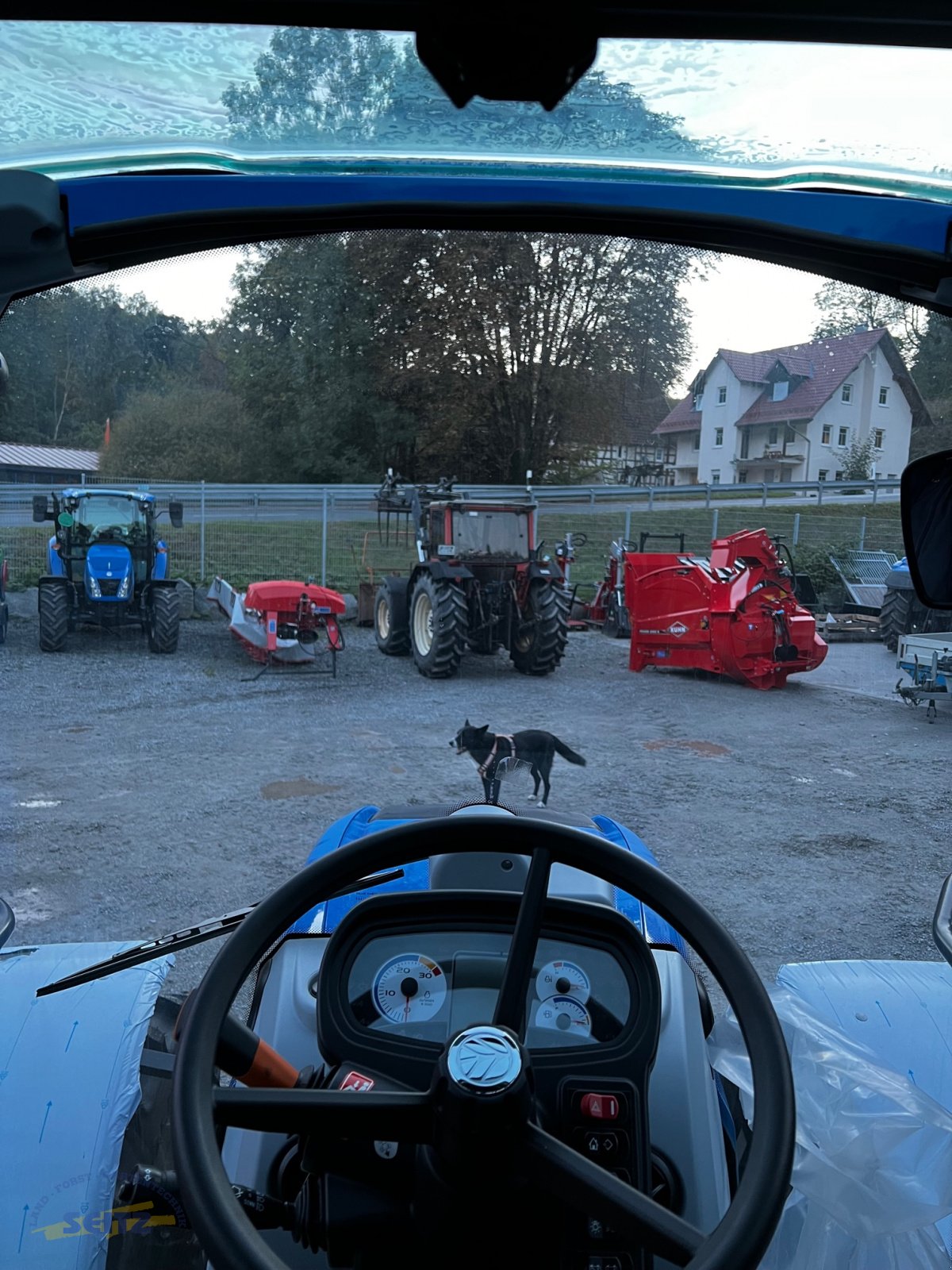 Traktor of the type New Holland T5.100 EC, Gebrauchtmaschine in Lindenfels-Glattbach (Picture 5)