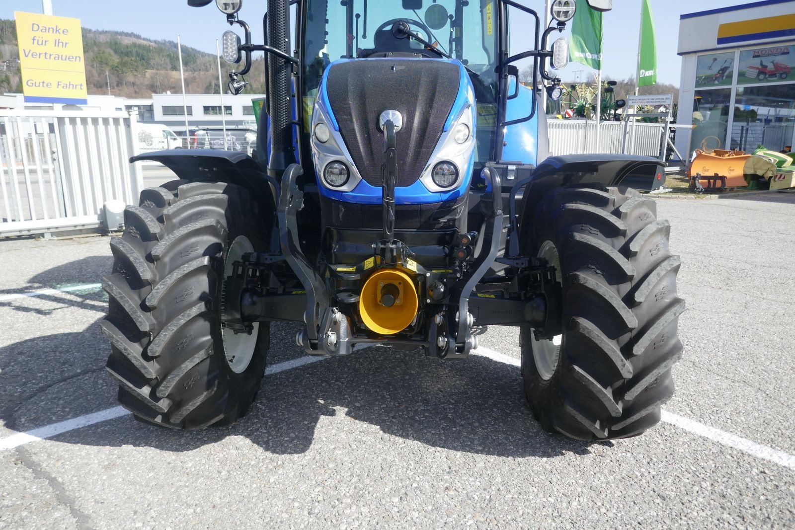 Traktor des Typs New Holland T5.100 Electro Command (IntelliShift), Gebrauchtmaschine in Villach (Bild 3)