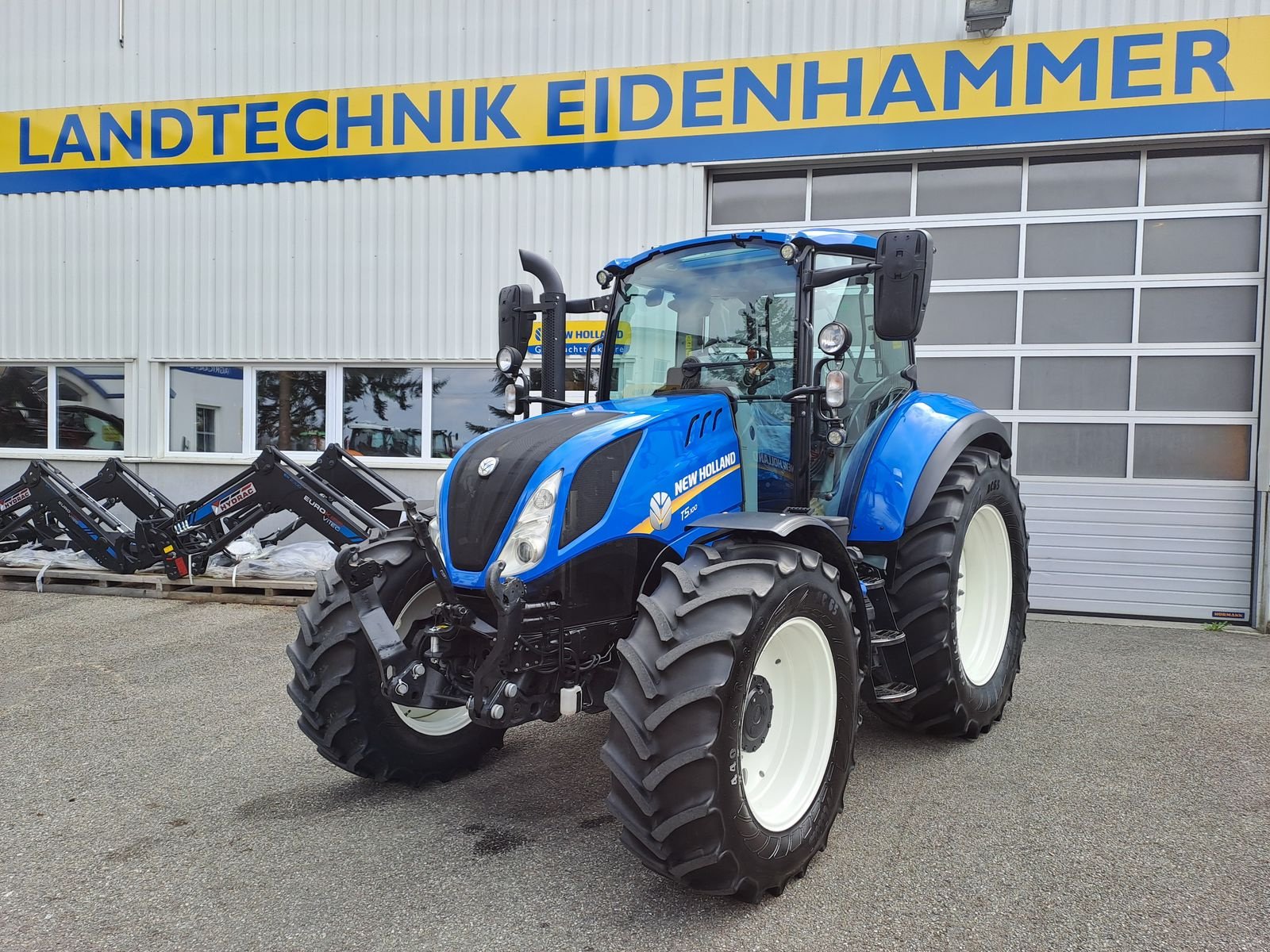 Traktor tip New Holland T5.100 Electro Command, Gebrauchtmaschine in Burgkirchen (Poză 1)
