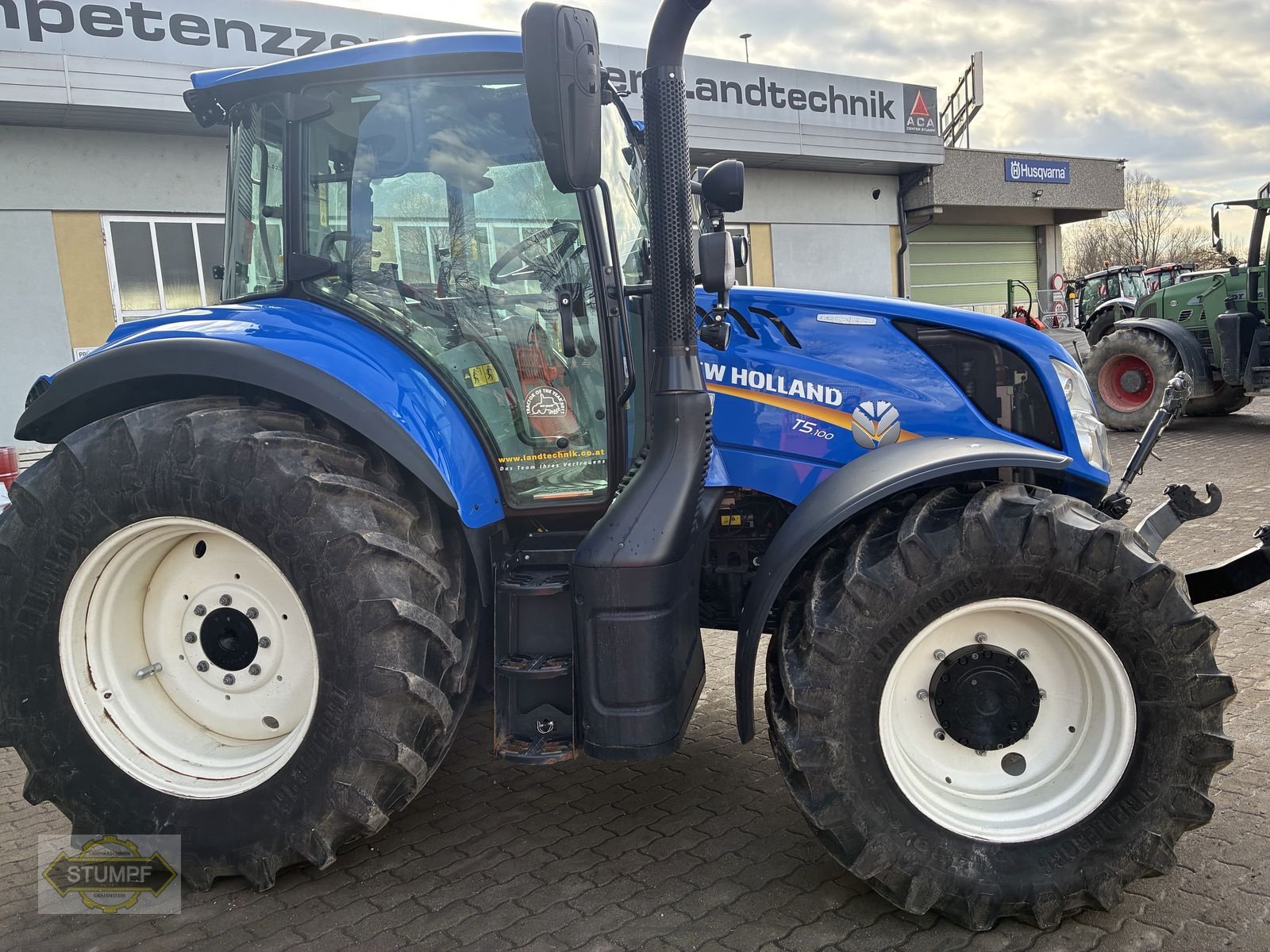 Traktor des Typs New Holland T5.100 Electro Command, Gebrauchtmaschine in Grafenstein (Bild 5)