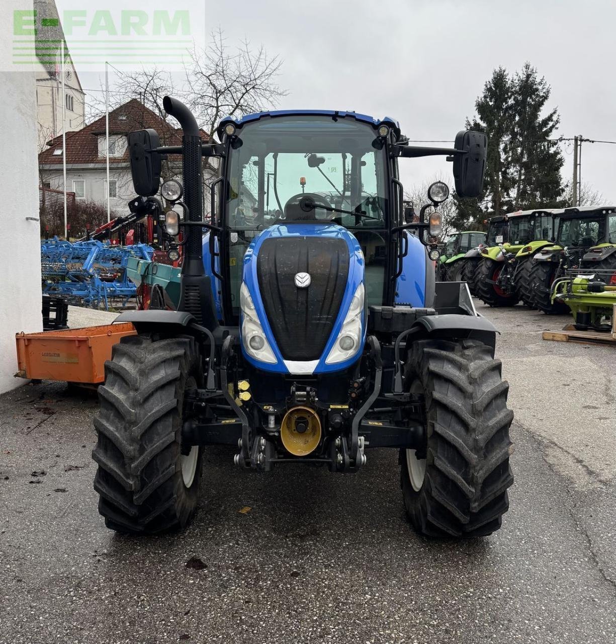 Traktor типа New Holland t5.100 electro command, Gebrauchtmaschine в RUDEN (Фотография 4)