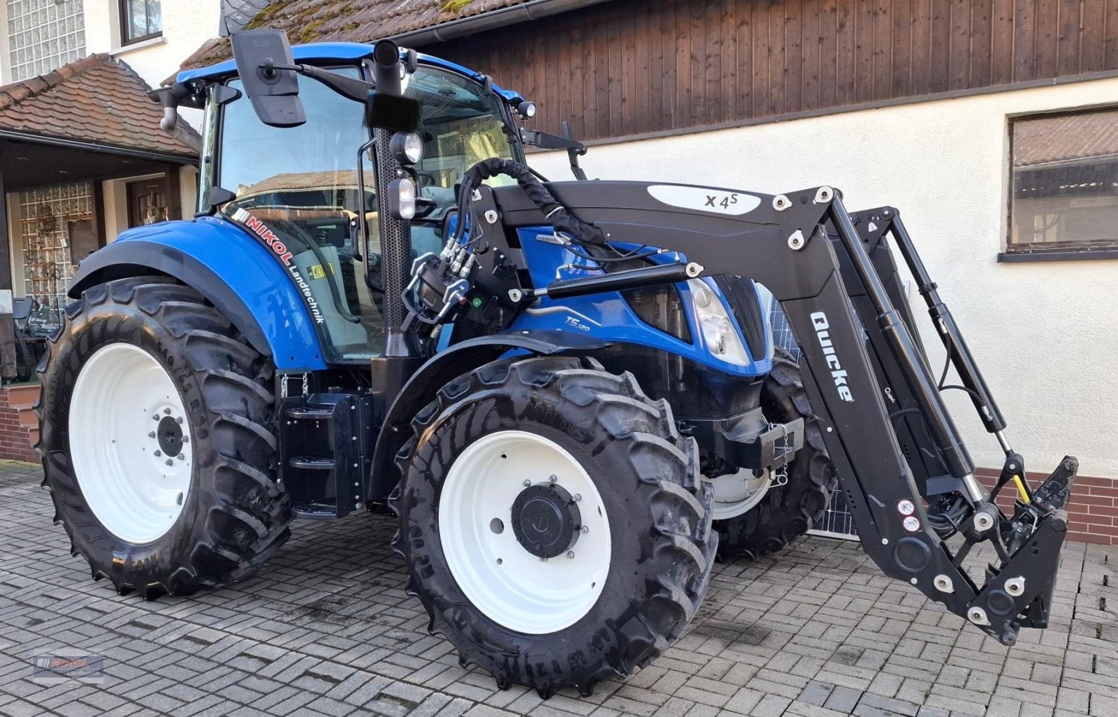 Traktor typu New Holland T5.100 ElectroCommand mit Frontlader, Gebrauchtmaschine v Lichtenfels (Obrázok 5)