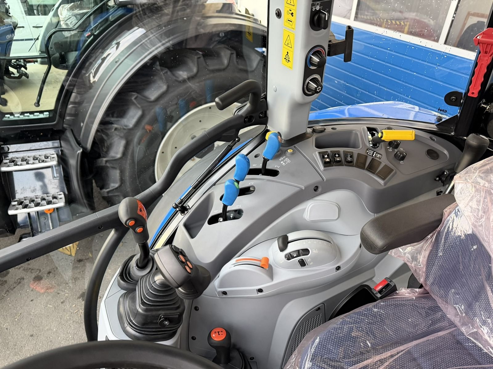 Traktor del tipo New Holland T5.100 HILO 1,5 CAB, Vorführmaschine In Göpfritz (Immagine 10)