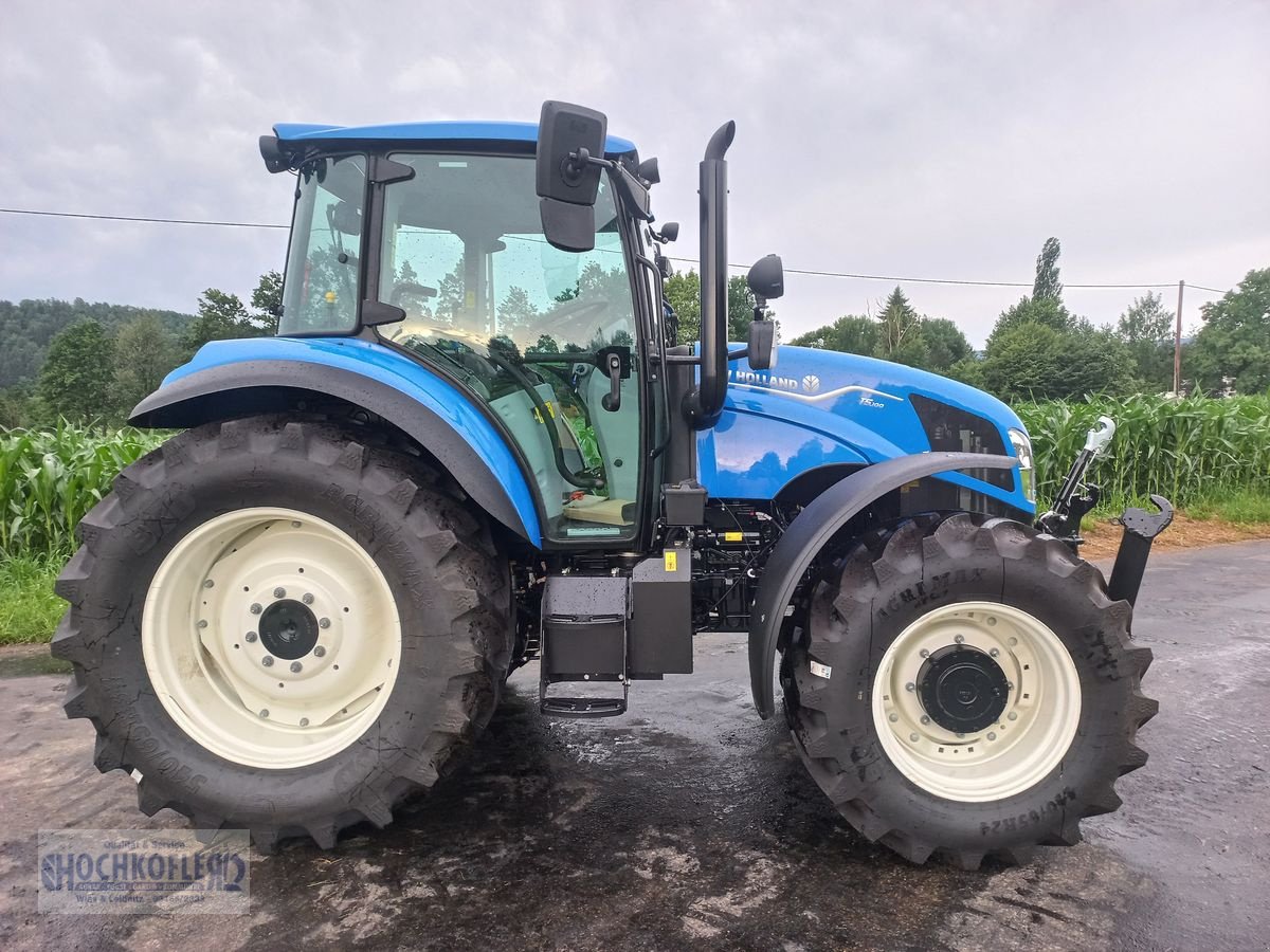 Traktor des Typs New Holland T5.100 Powershuttle, Neumaschine in Wies (Bild 4)