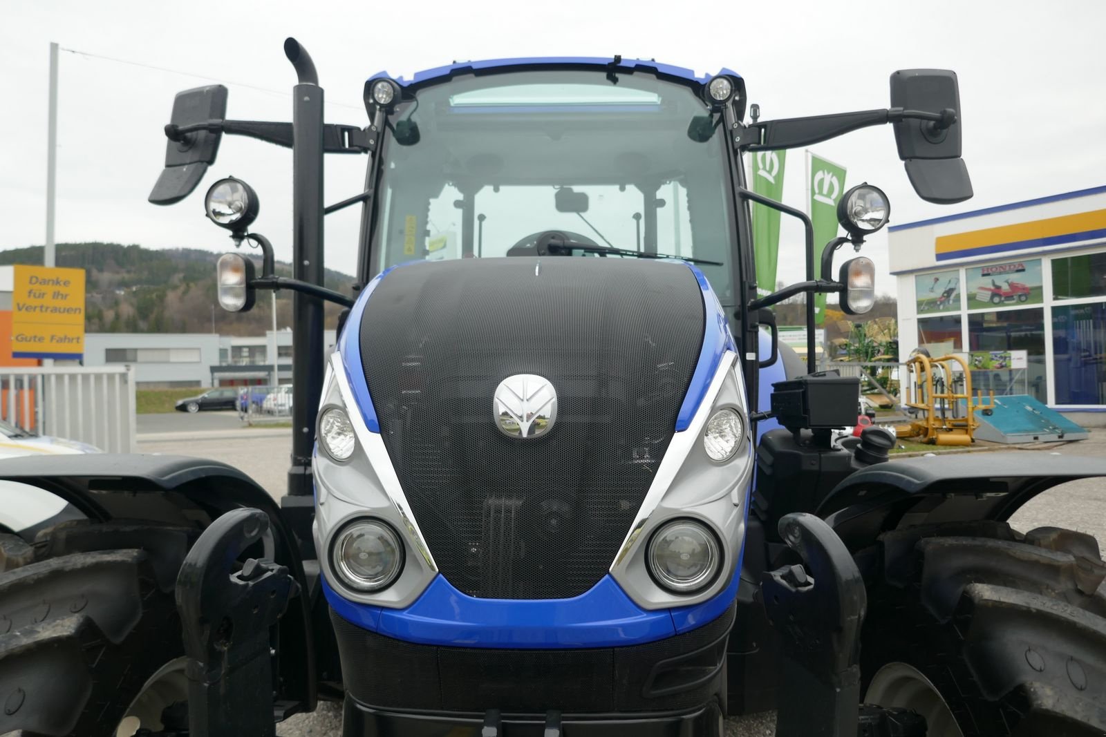 Traktor des Typs New Holland T5.100 Utility Dual Command, Gebrauchtmaschine in Villach (Bild 8)