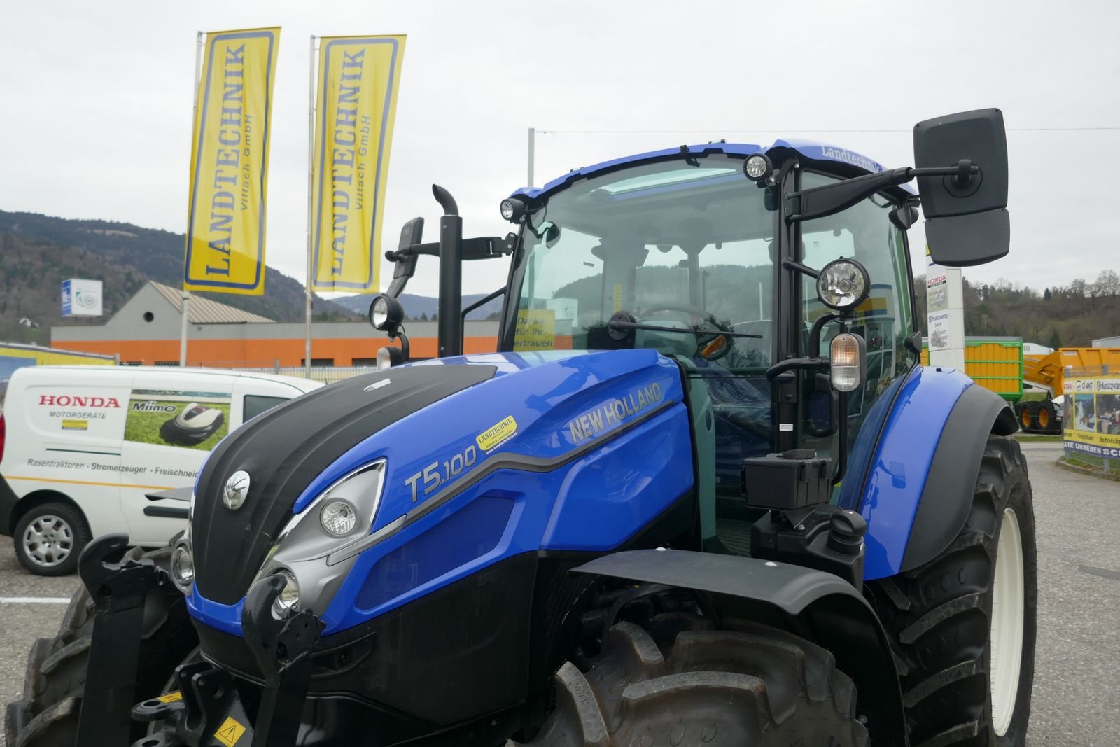 Traktor des Typs New Holland T5.100 Utility Dual Command, Gebrauchtmaschine in Villach (Bild 4)