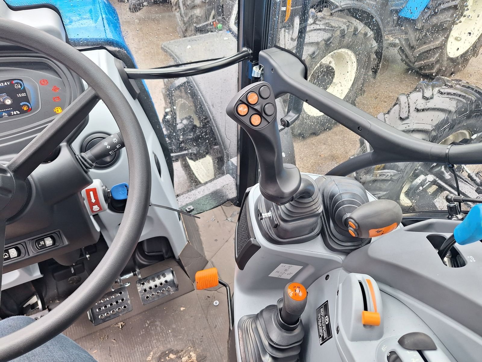 Traktor typu New Holland T5.100, Neumaschine v Burgkirchen (Obrázek 11)