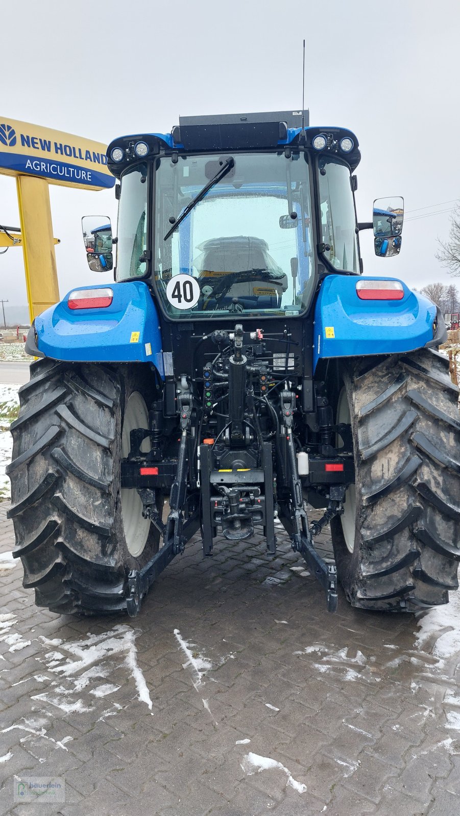 Traktor of the type New Holland T5.100, Neumaschine in Buch am Wald (Picture 5)