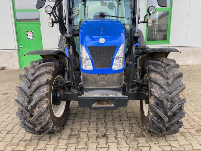 Traktor del tipo New Holland T5.100, Gebrauchtmaschine en Gudensberg (Imagen 4)