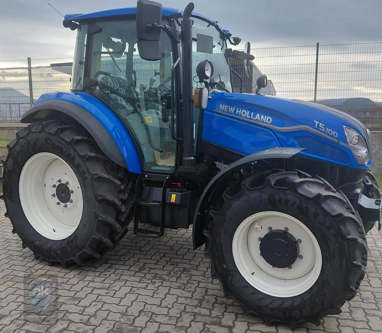 Traktor типа New Holland T5.100HILO 1.5CAB, Neumaschine в Mörstadt (Фотография 2)