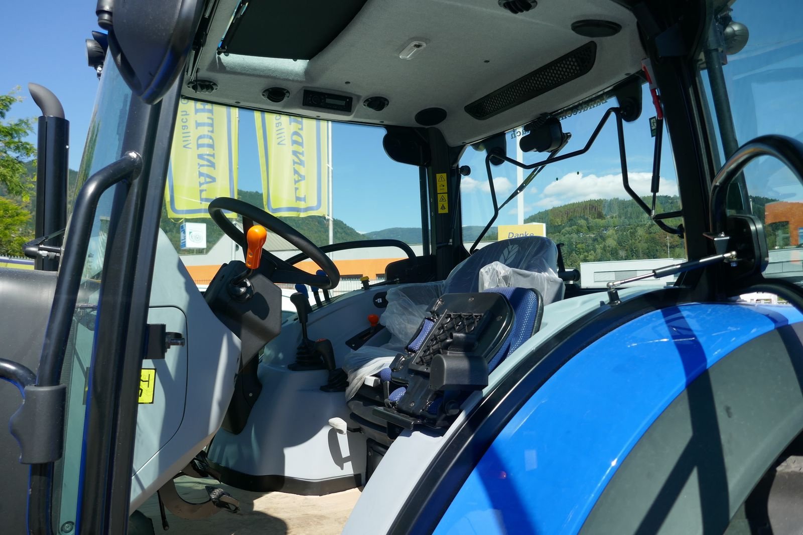 Traktor del tipo New Holland T5.100S Powershuttle, Gebrauchtmaschine en Villach (Imagen 8)