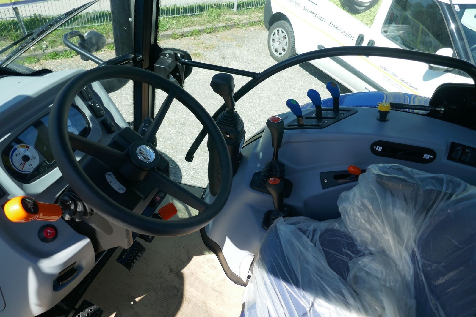 Traktor del tipo New Holland T5.100S Powershuttle, Gebrauchtmaschine en Villach (Imagen 9)