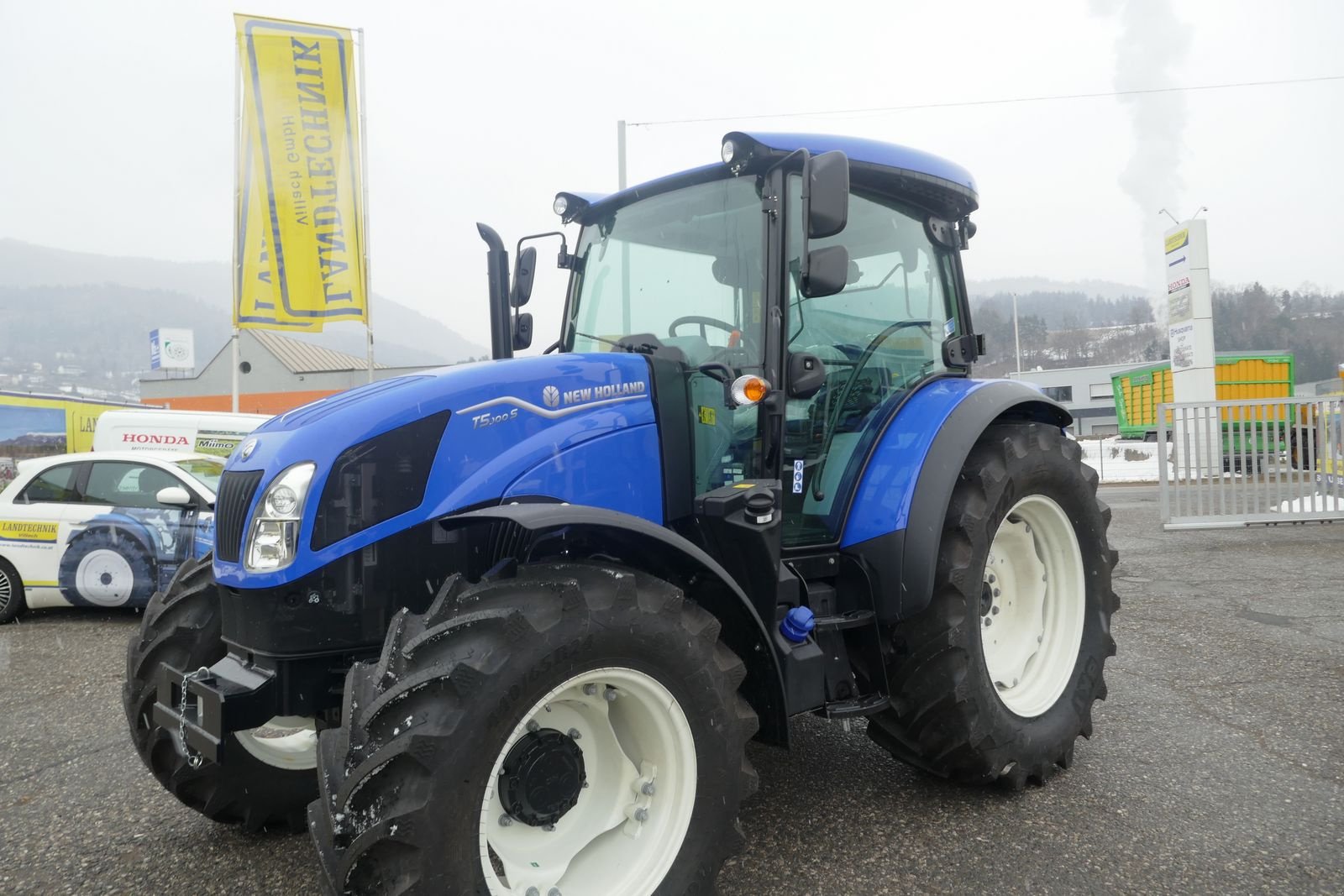 Traktor typu New Holland T5.100S Powershuttle, Gebrauchtmaschine v Villach (Obrázek 1)