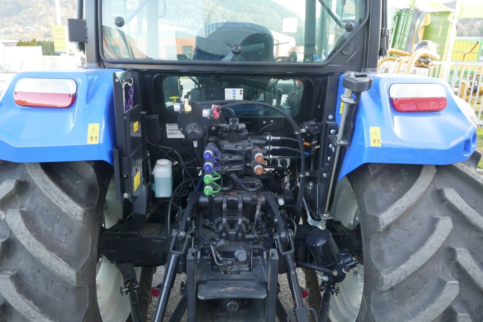 Traktor Türe ait New Holland T5.100S Powershuttle, Gebrauchtmaschine içinde Villach (resim 4)