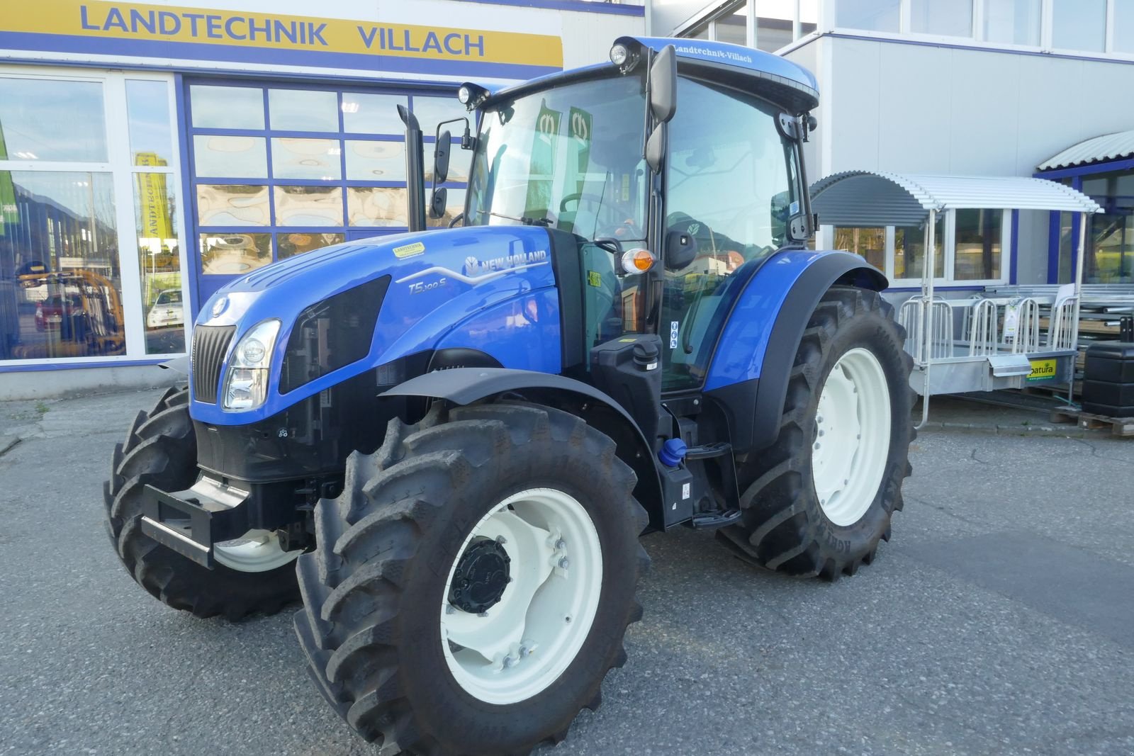 Traktor Türe ait New Holland T5.100S Powershuttle, Gebrauchtmaschine içinde Villach (resim 1)
