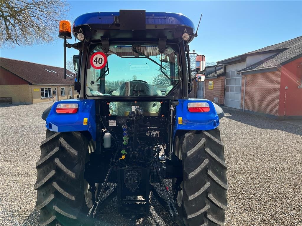Traktor del tipo New Holland T5.100S, Gebrauchtmaschine en Storvorde (Imagen 6)